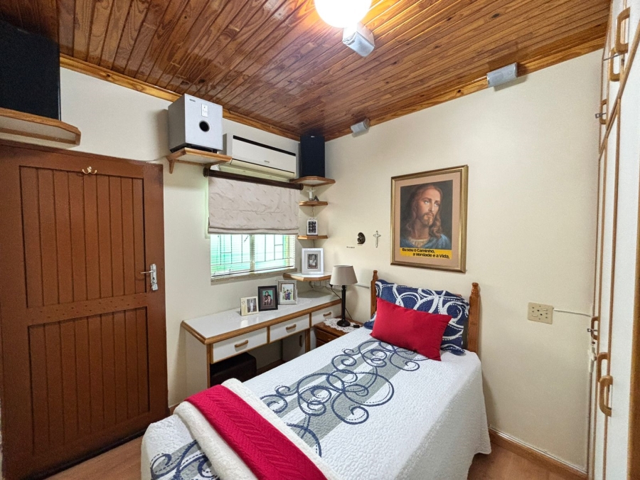 5 Bedroom Property for Sale in Flamwood North West